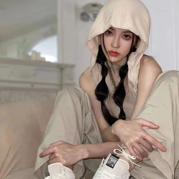 与鲨同泳